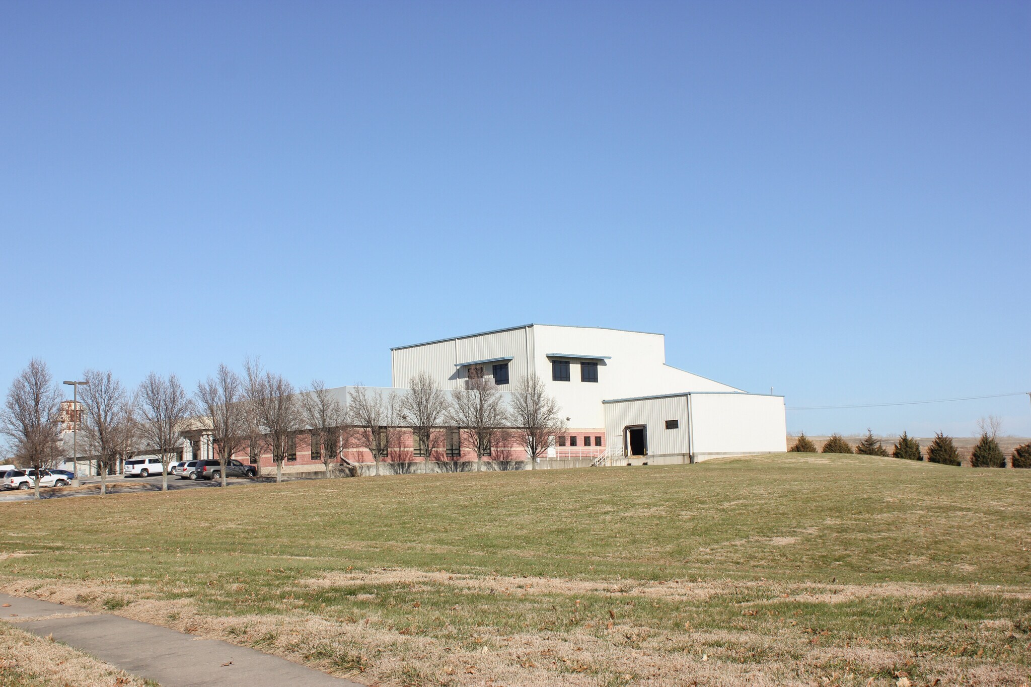 1220 N Timberedge Rd, Lawrence, KS for sale Building Photo- Image 1 of 1