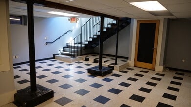 843 Rice St, Saint Paul, MN for lease Interior Photo- Image 1 of 8