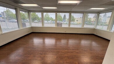 10580 SW McDonald St, Tigard, OR for lease Interior Photo- Image 1 of 5