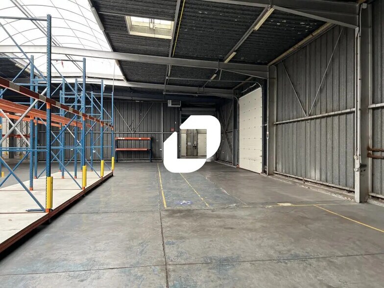 Flex in LA CHAPELLE-D'ARMENTIERES for sale - Interior Photo - Image 3 of 15