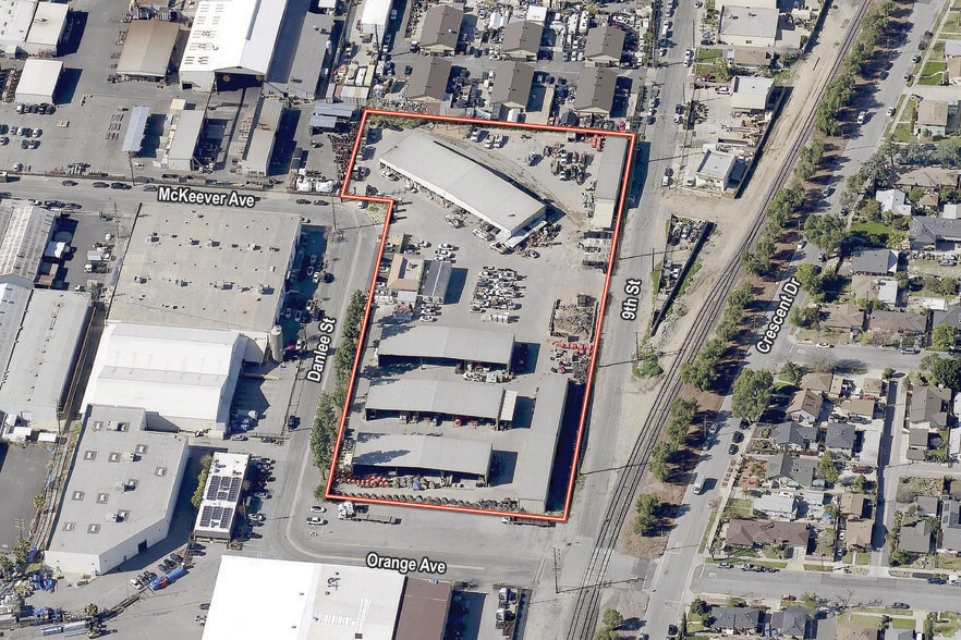 555 W Danlee St, Azusa, CA for lease - Aerial - Image 2 of 8