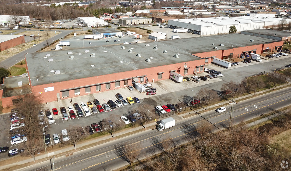 1200 Atando Ave, Charlotte, NC for lease - Aerial - Image 2 of 7