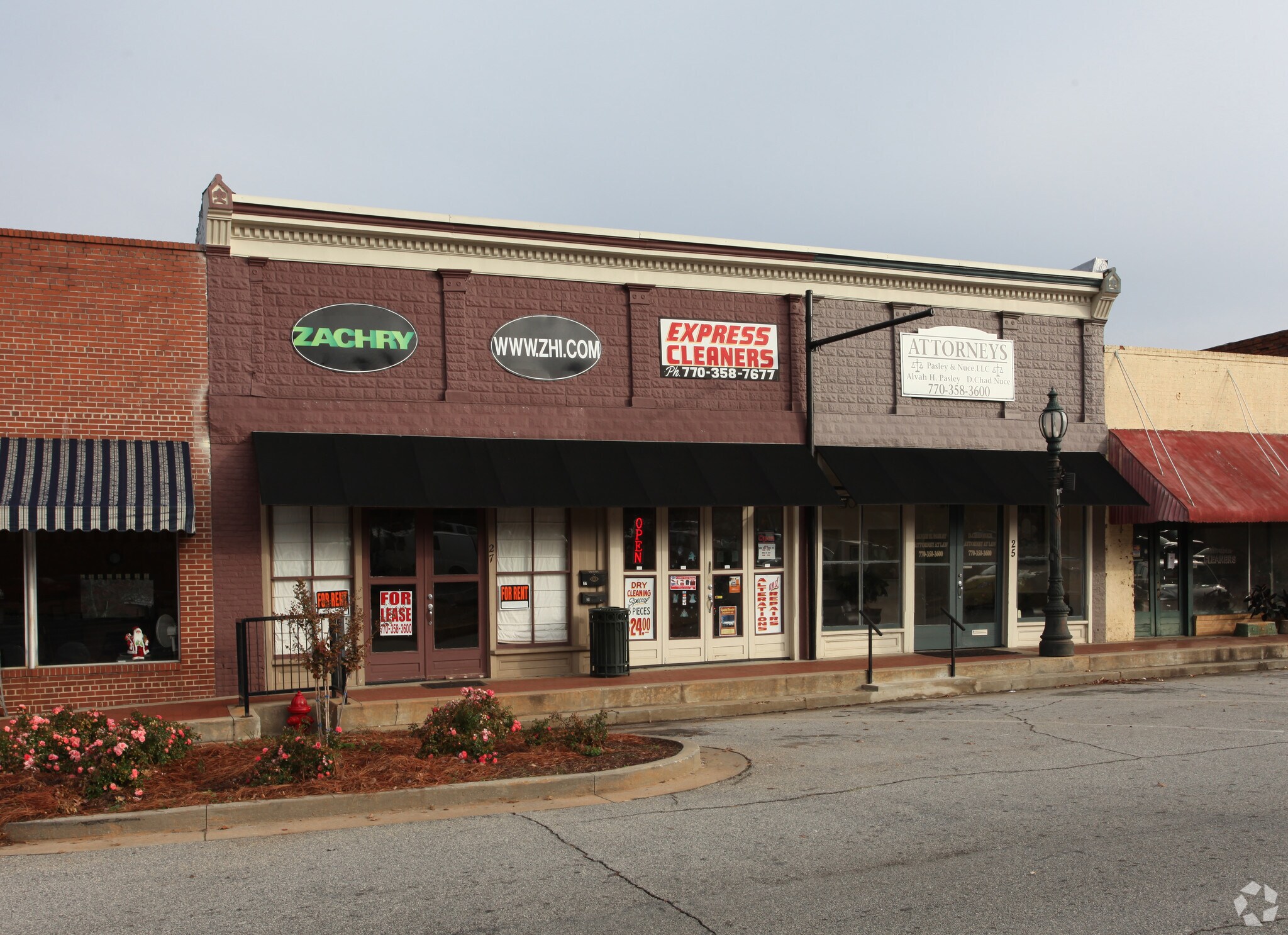 2527 Market St, Barnesville, GA 30204