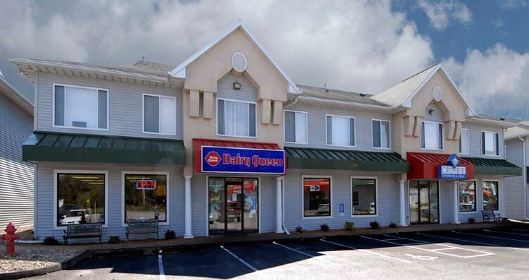 335-395 Beaver Kreek Ctr, North Liberty, IA for sale Primary Photo- Image 1 of 1