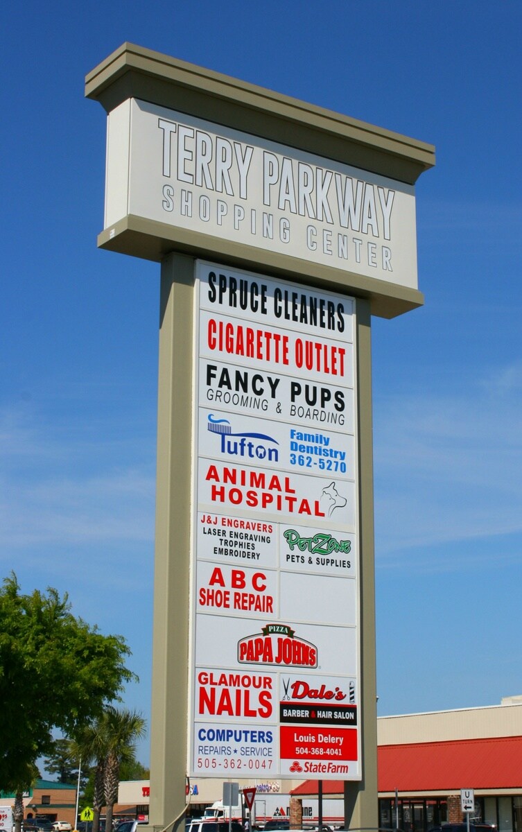 632-654 Terry Pky, Gretna, LA for sale Building Photo- Image 1 of 1