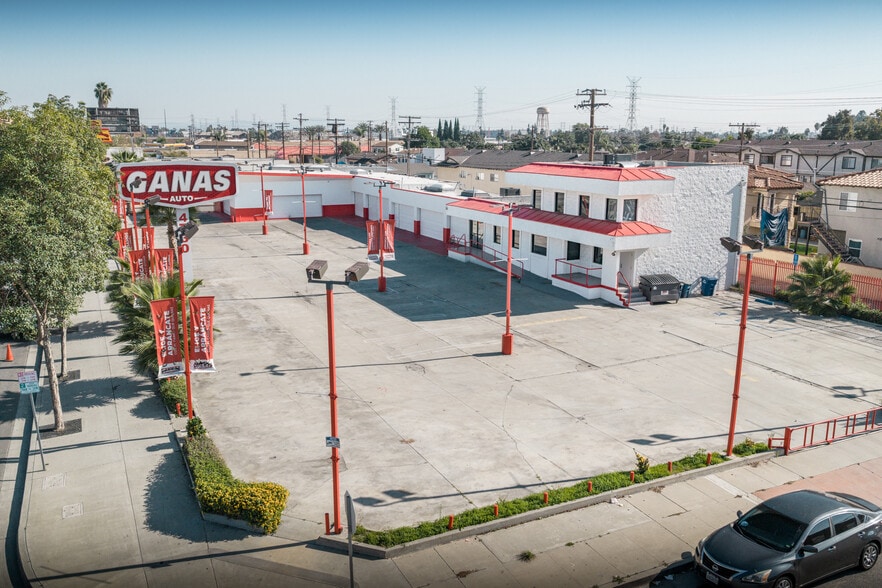 4734 Firestone Blvd, South Gate, CA for sale - Building Photo - Image 2 of 18