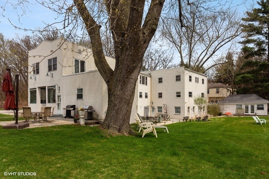 11 S Broadway, Beverly Shores, IN for sale Primary Photo- Image 1 of 1