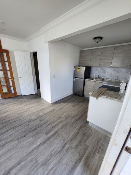 1568 Drexel Ave, Miami Beach, FL for sale - Building Photo - Image 2 of 8