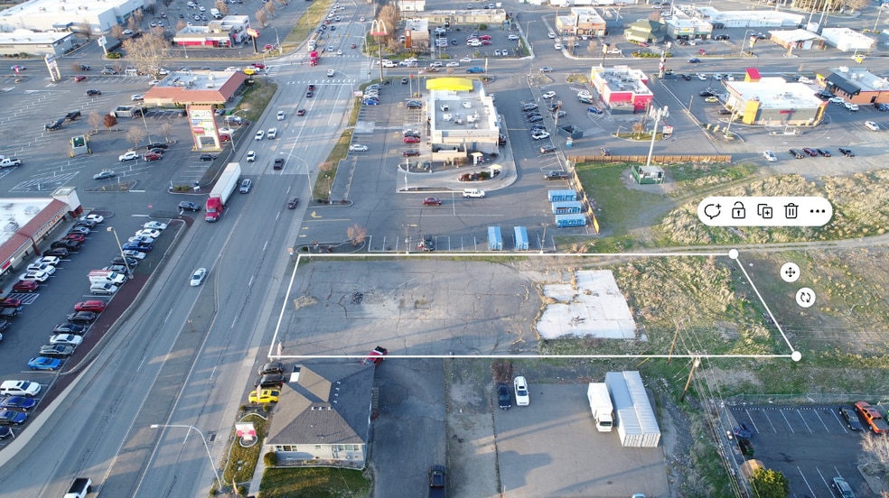 115 S Ely St, Kennewick, WA for sale - Building Photo - Image 3 of 5