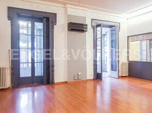 Office in Barcelona, Barcelona for lease Interior Photo- Image 1 of 11