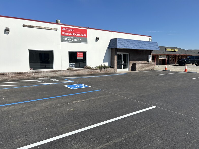 311 E Alisal St, Salinas, CA for lease - Building Photo - Image 2 of 15