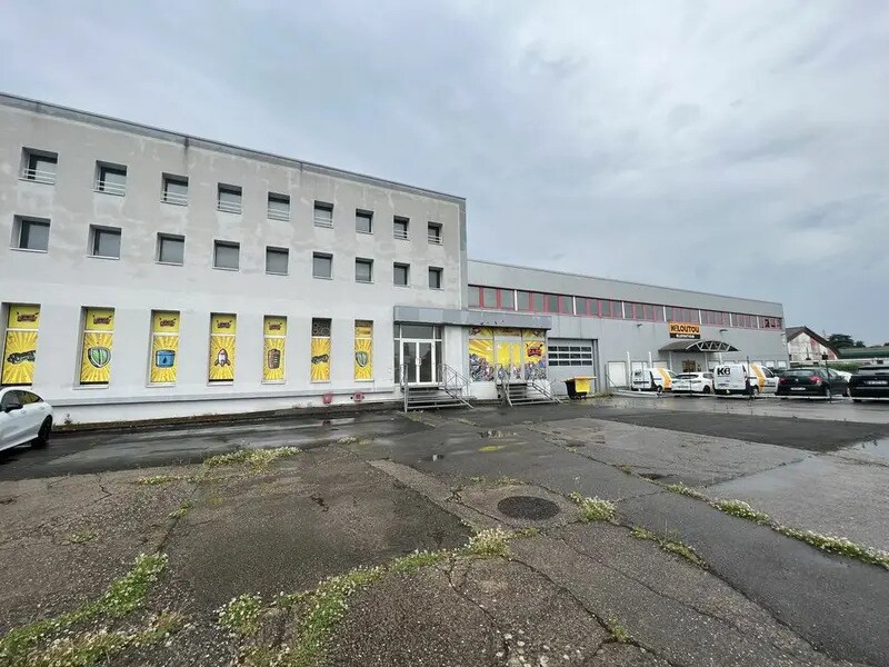 Office in Metz for lease Building Photo- Image 1 of 10