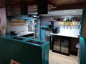 High Street Street, Yarmouth for lease Interior Photo- Image 1 of 4