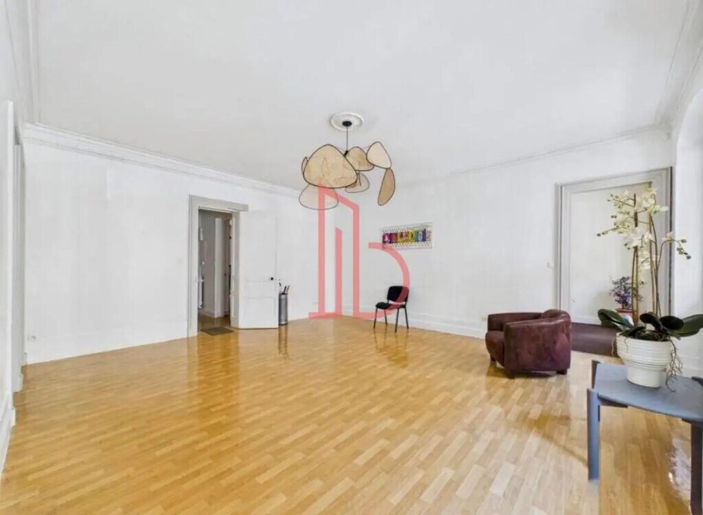 Vente Bureaux 120 m² - Photo 1