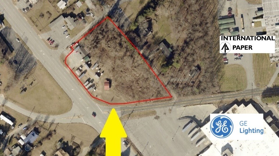 2712 Spartanburg Highway, East Flat Rock, NC 28726