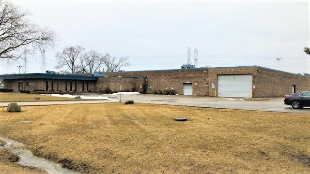 1720 S Wolf Rd, Wheeling, IL for sale - Primary Photo - Image 1 of 1