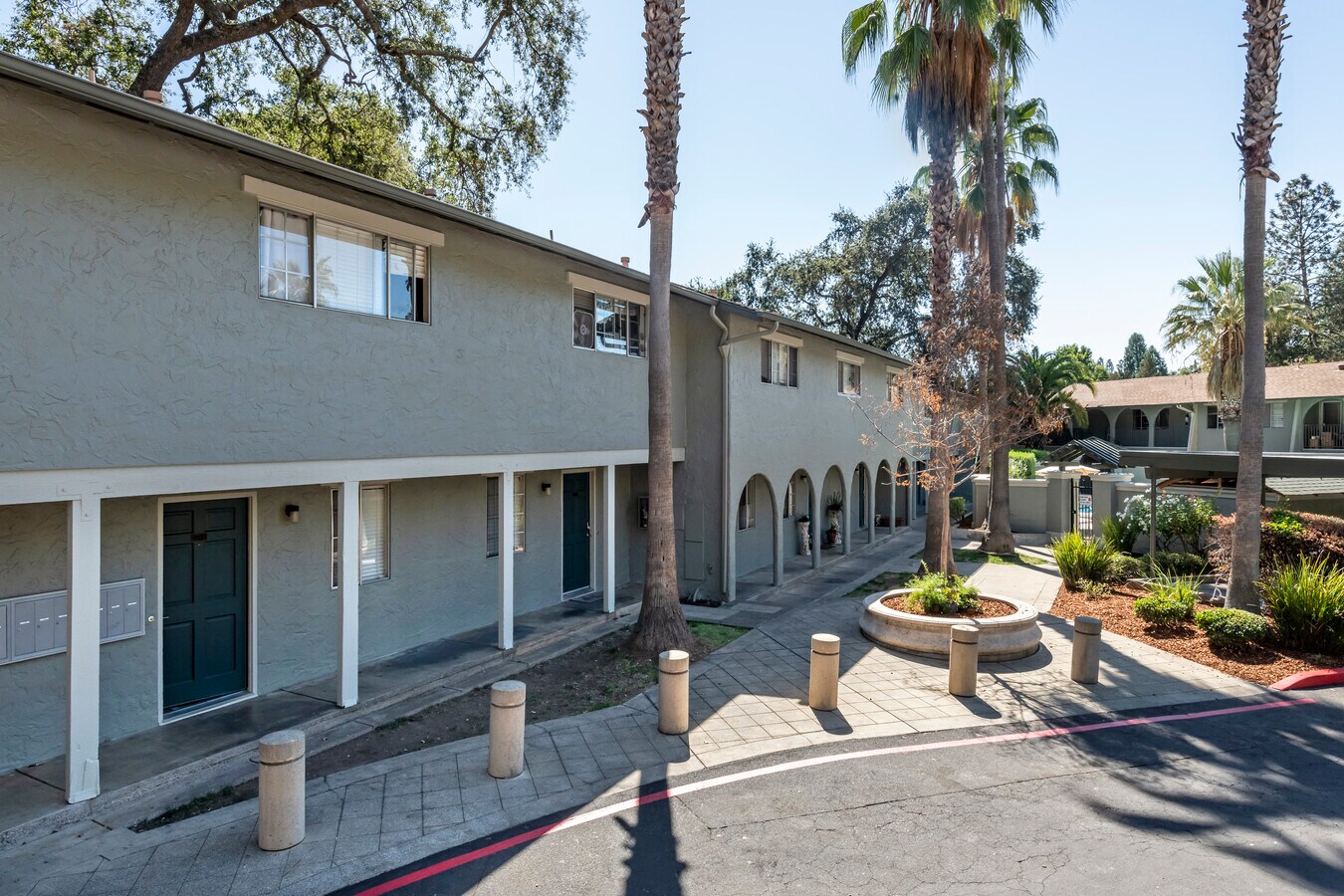 120 Orchard Ave, Sonoma, CA 95476