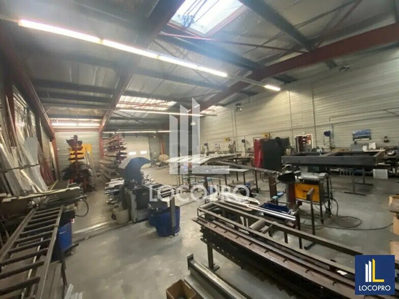 Flex in Puget-sur-Argens for sale - Interior Photo - Image 2 of 5