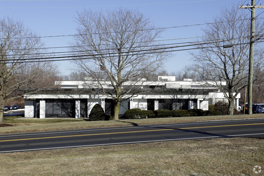 16 Stony Hill Rd, Bethel, CT for lease - Primary Photo - Image 1 of 3