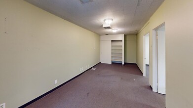 3065 Rosecrans Pl, San Diego, CA for lease Interior Photo- Image 2 of 5