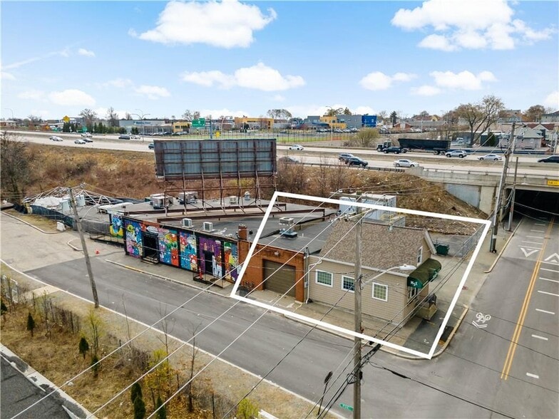 36 Oxford St, Providence, RI for sale - Building Photo - Image 2 of 14