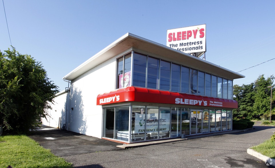 482 Rt-38, Maple Shade Township, NJ for sale - Primary Photo - Image 1 of 1