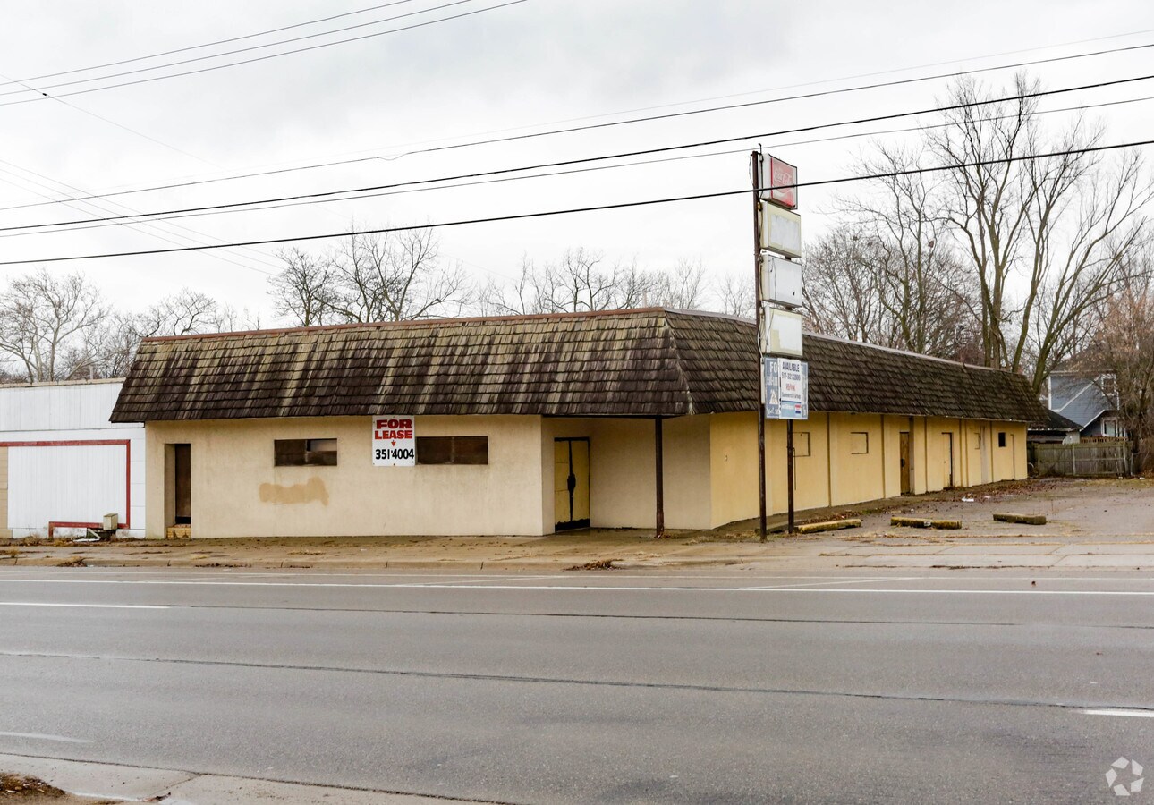 1001 W Saginaw St, Lansing, MI 48915