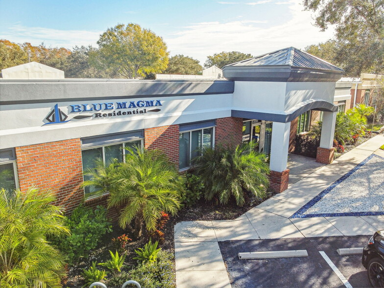 13095-13099 N Telecom Pky, Tampa, FL for lease - Building Photo - Image 3 of 20