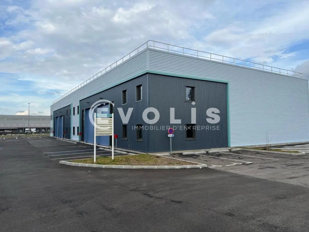 Flex in Saint-Vulbas for lease Building Photo- Image 1 of 19