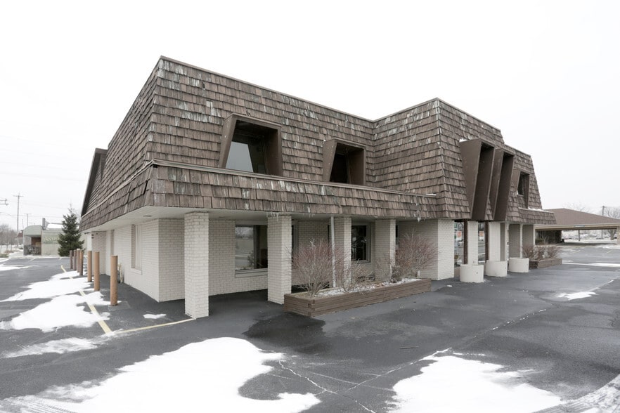 315 N Locust St, Manteno, IL for sale - Primary Photo - Image 1 of 1