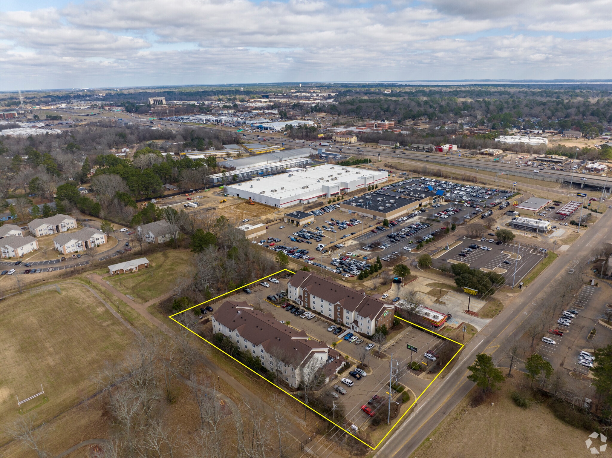 572 E Beasley Rd, Jackson, MS 39206 Suburban Studios Jackson East Beasley Road