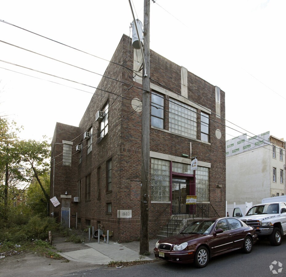 1218 Wallace St, Philadelphia, PA 19123 Property Record