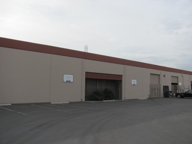 1400-1410 Arrow Hwy, Irwindale, CA for lease - Building Photo - Image 2 of 2