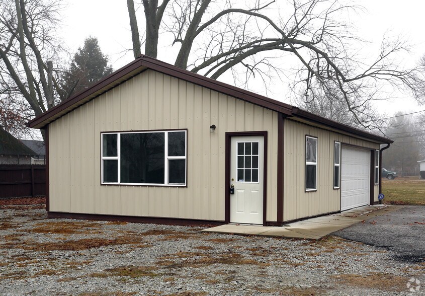 630 E Main St, Whiteland, IN for sale - Primary Photo - Image 1 of 1