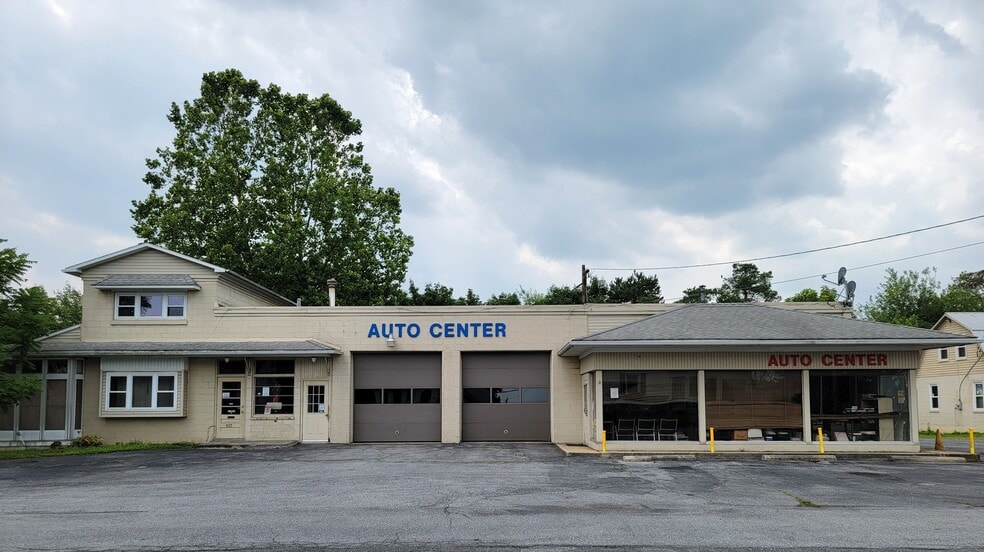 516-530 N Main St, Topton, PA for sale - Building Photo - Image 1 of 4