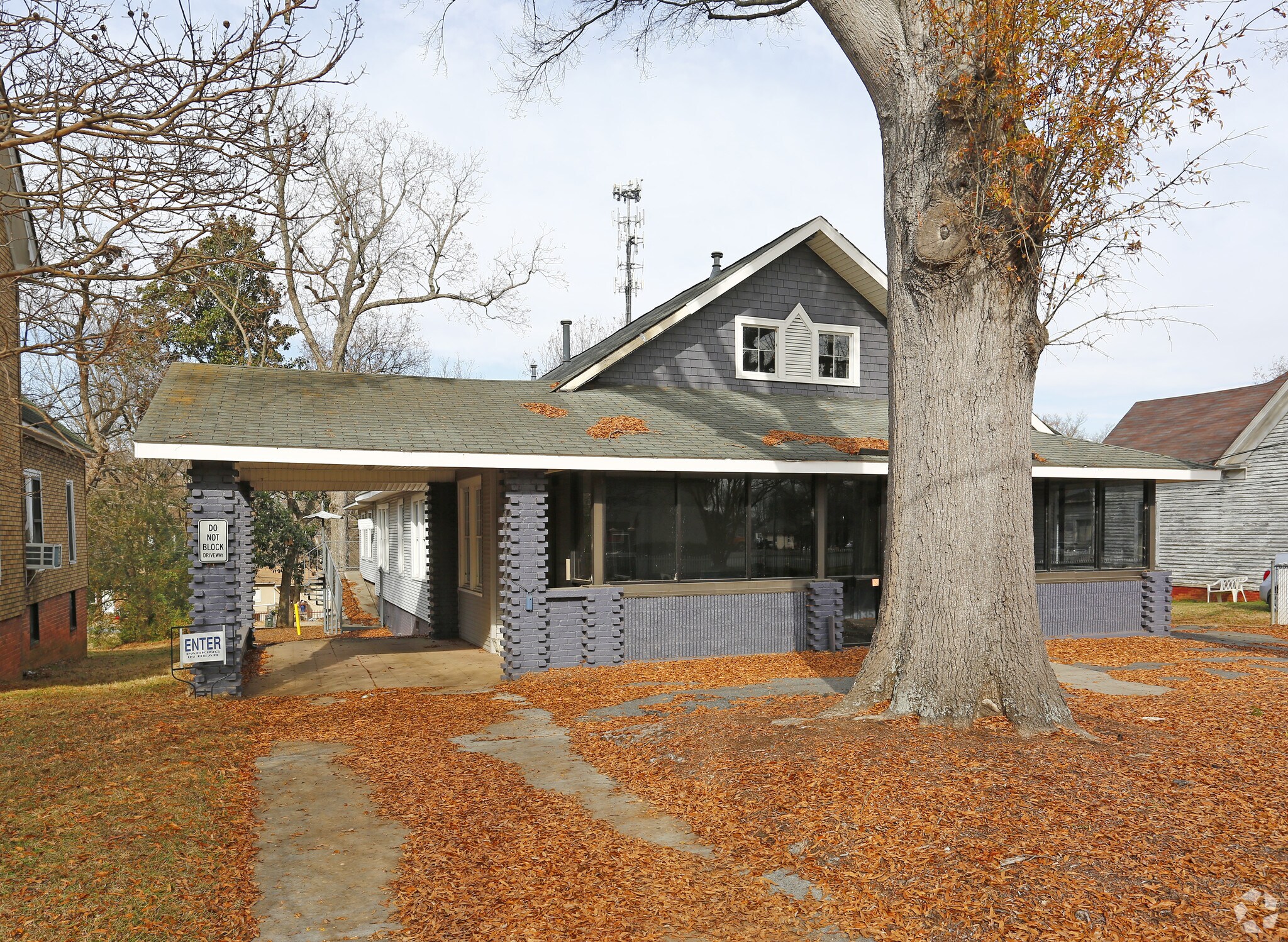 135 Cabarrus Ave E, Concord, NC for sale Primary Photo- Image 1 of 1