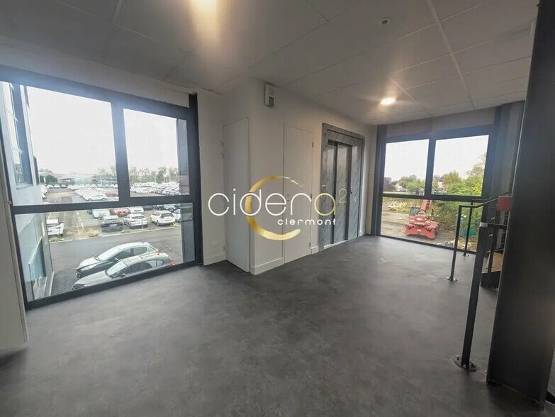Office in Clermont-Ferrand for lease - Interior Photo - Image 2 of 7