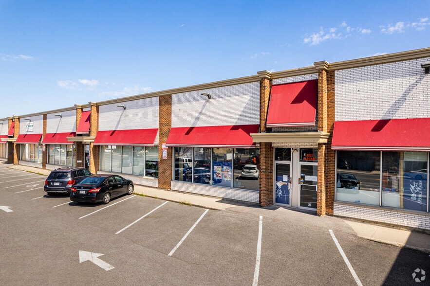 2013-2041 Lapierre, Montréal, QC for lease - Building Photo - Image 3 of 5