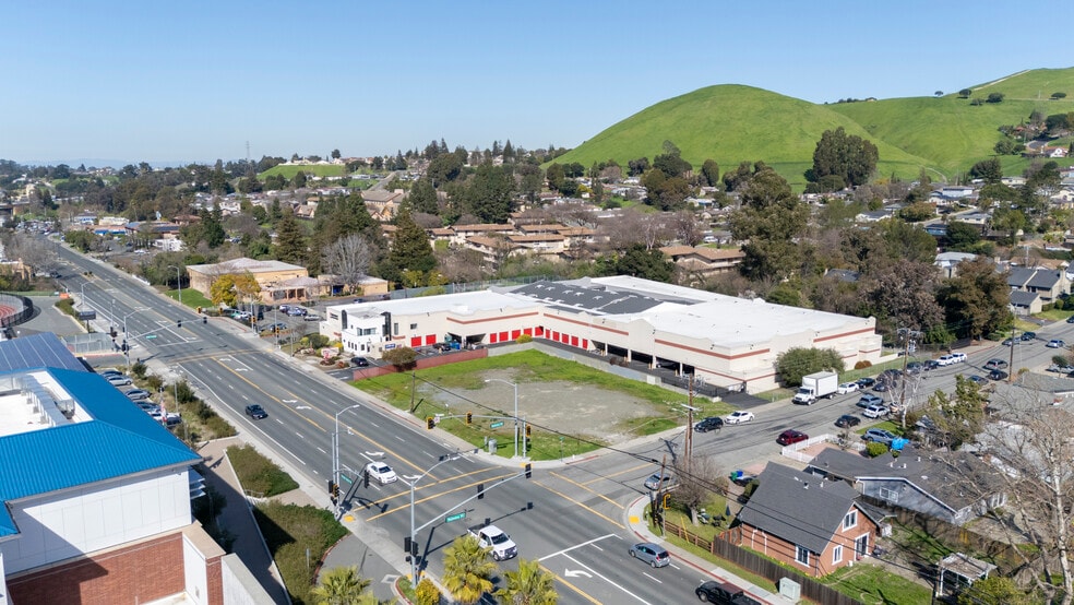 2995 Pinole Valley Rd, Pinole, CA for sale - Building Photo - Image 3 of 7