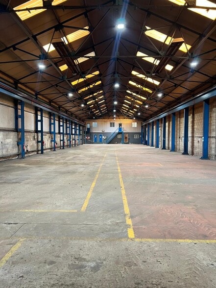 Pedmore Rd, Dudley for lease - Interior Photo - Image 2 of 2