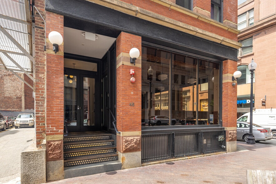 41-45 Broad St, Boston, MA for lease - Building Photo - Image 3 of 4