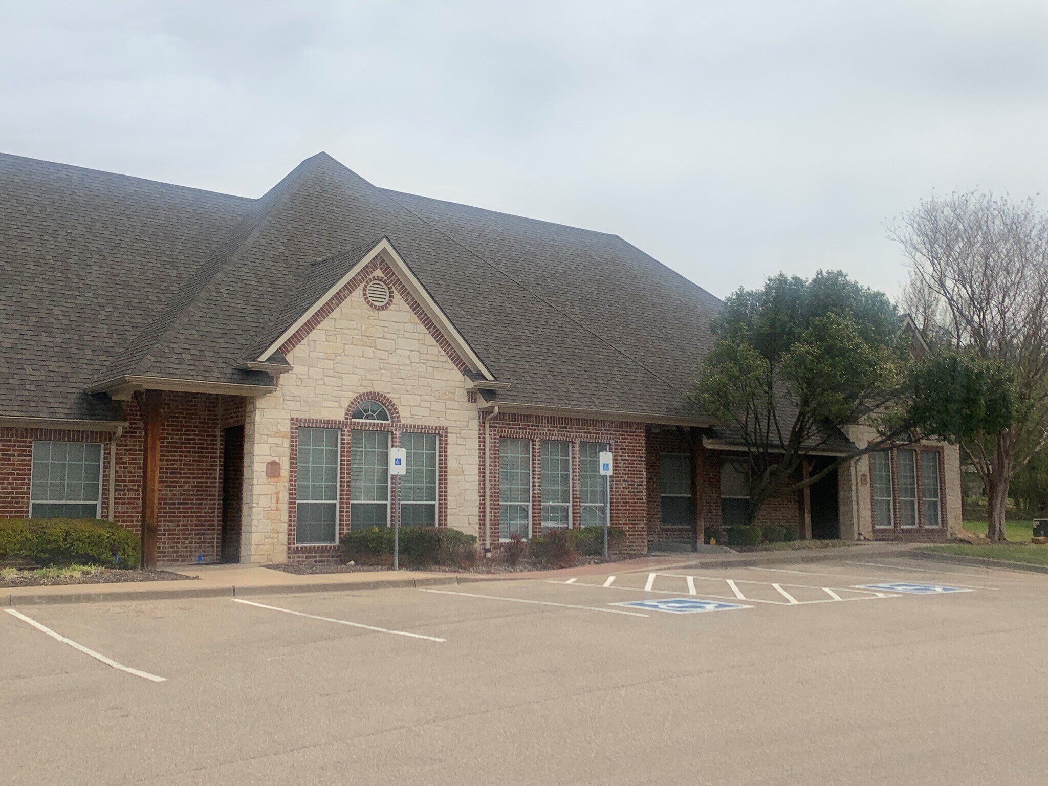 1000 W State Highway 6, Waco, TX for sale Building Photo- Image 1 of 1