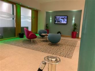 St. James Sq, Accrington for lease - Interior Photo - Image 3 of 5