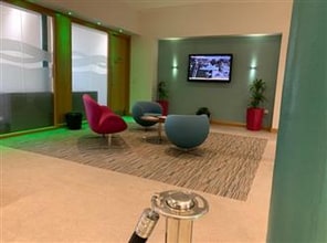 St. James Sq, Accrington for lease Interior Photo- Image 2 of 4