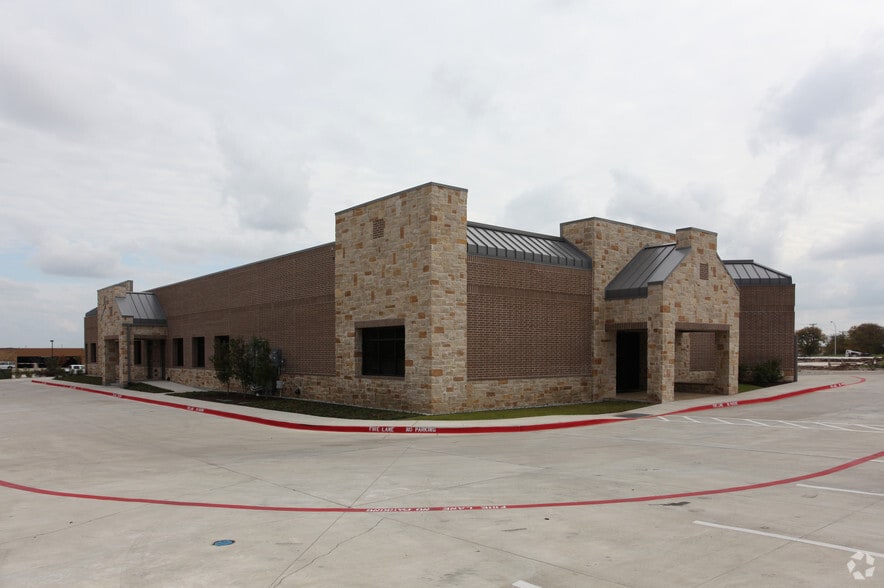 765 Custer Rd, Plano, TX for sale - Building Photo - Image 2 of 2
