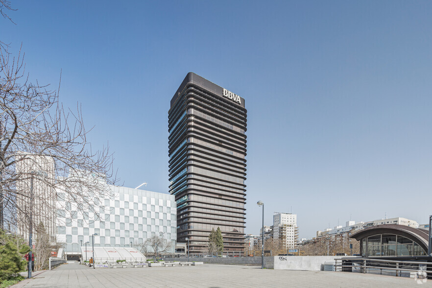 Paseo Castellana, 81, Madrid, Madrid for lease - Building Photo - Image 1 of 11