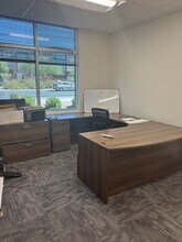 7047 E Greenway Pky, Scottsdale, AZ for lease Interior Photo- Image 2 of 12