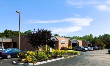 643 Route 211E, Middletown, NY for lease Interior Photo- Image 1 of 14