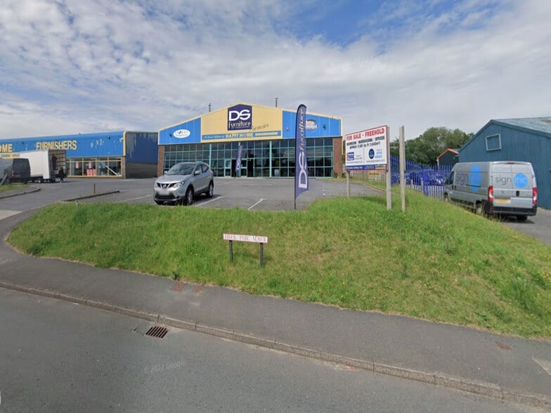 Heol Parc Mawr, Llanelli for lease - Building Photo - Image 3 of 7