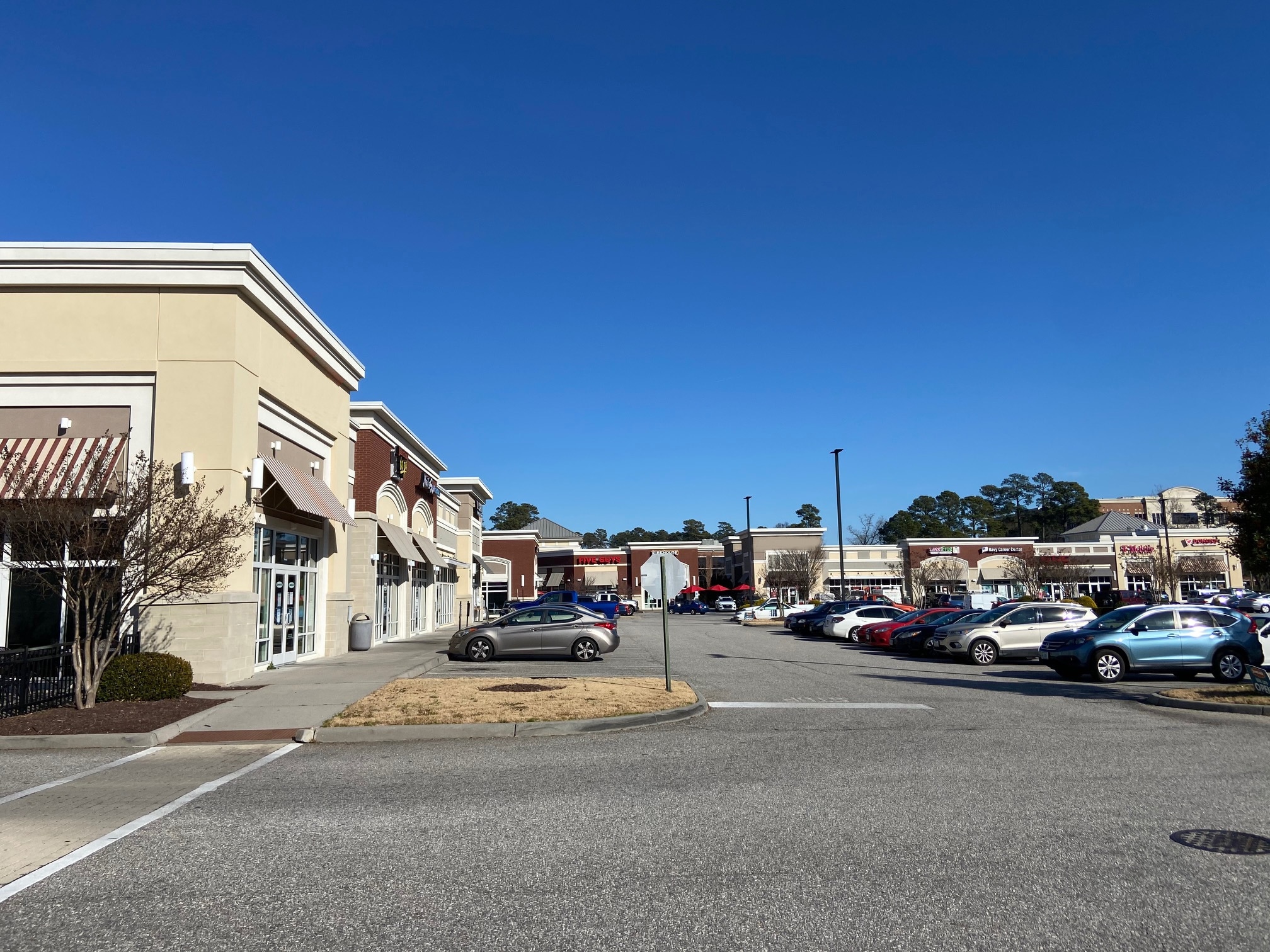 12515 Jefferson Ave, Newport News, VA for lease Building Photo- Image 1 of 3